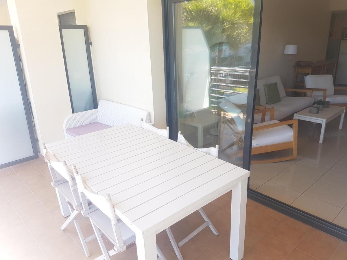 Beautiful Apartment 75M2 With View At The Beach, Pool, Parking Roses Exterior foto